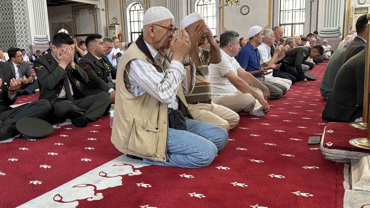 15 temmuz şehitleri Bolu’da mevlid ile anıldı