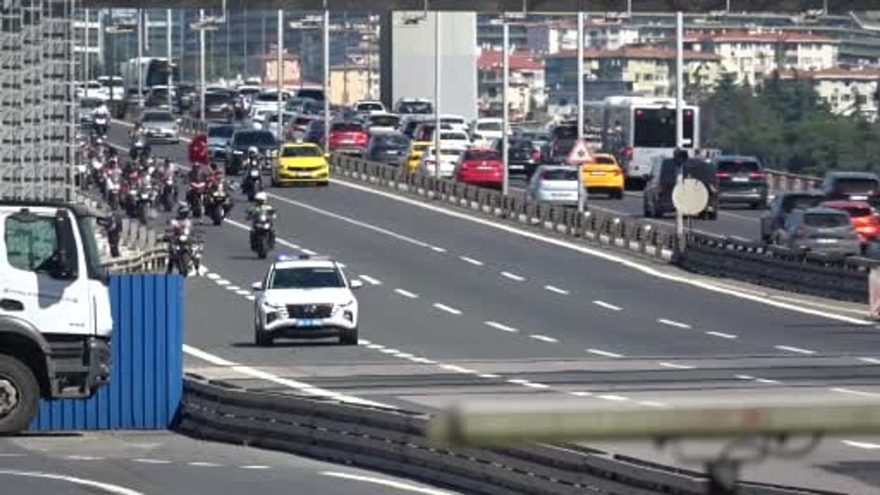15 Temmuz'un 10'uncu yılında anlamlı kortej: aziz milletimiz başardı