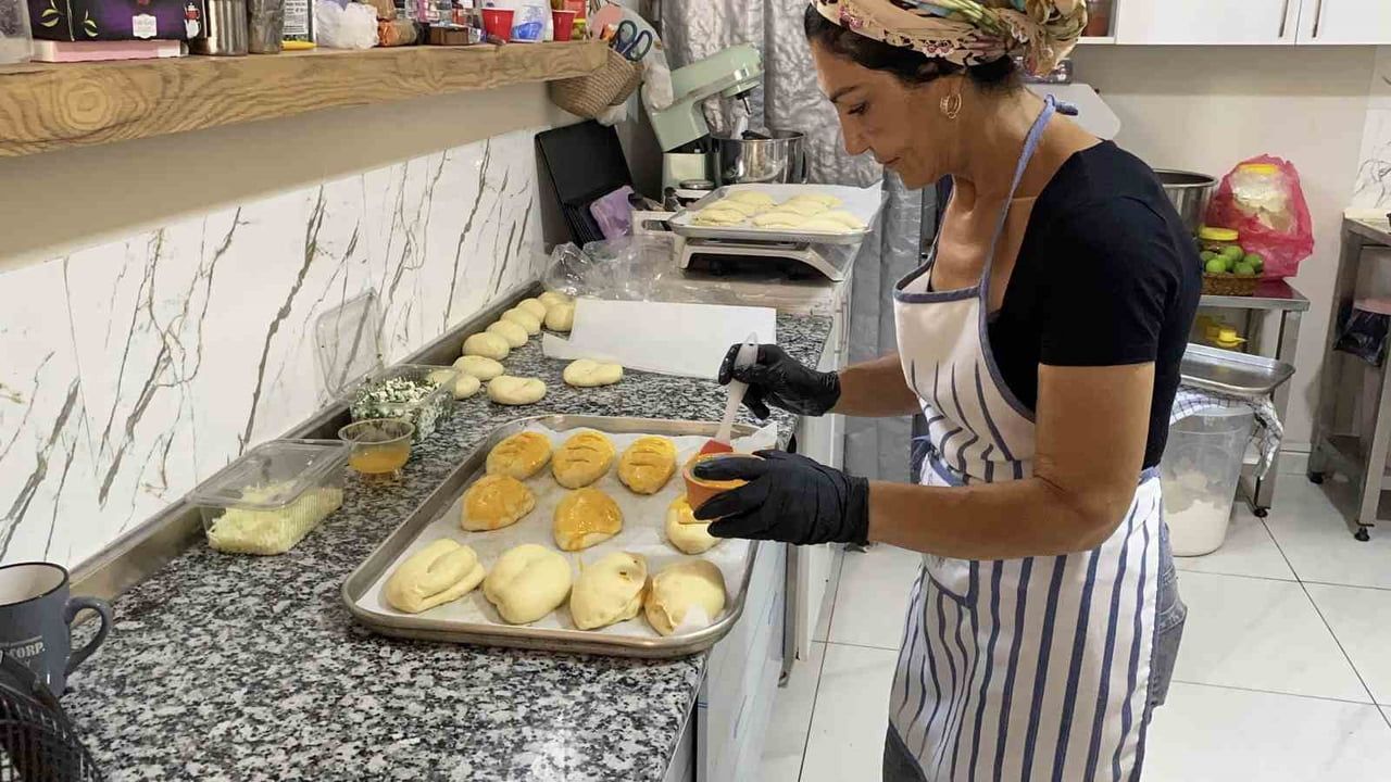 60 yaşında hayalini gerçekleştirdi: meslek edindirme kursunu bitirip iş yerini açtı