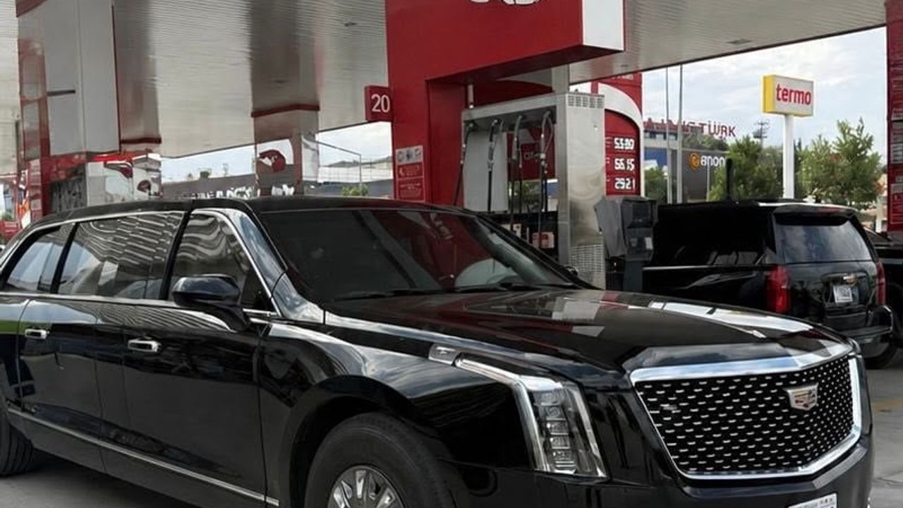 ABD başkanı Trump'un makam aracı 'The Beast' Ankara yollarında