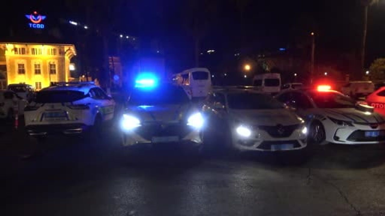 Adana Seyhan'daki uygulamada 42 sürücü çeşitli ihlaller nedeniyle ceza aldı