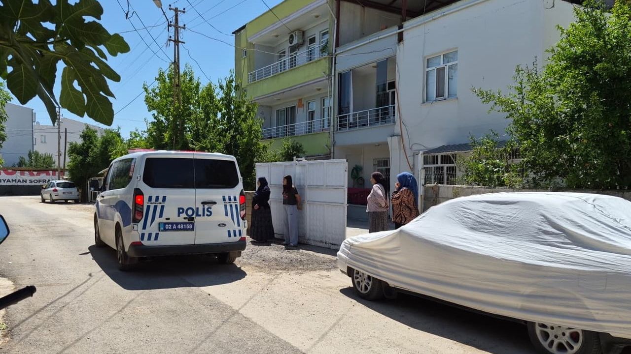 Adıyaman'da damdan düşen engelli genç yaralandı