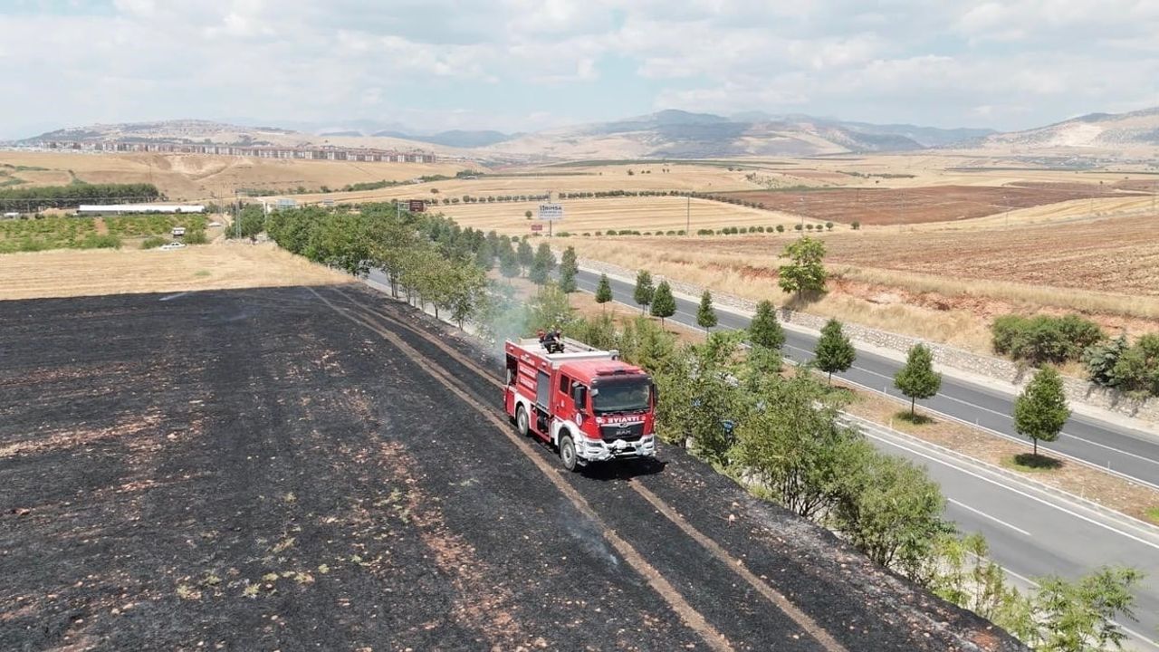 Adıyaman'da erken müdahale ağaçlık alanı kurtardı