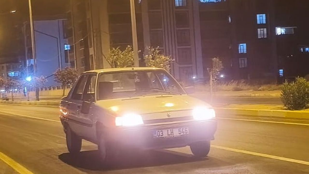 Adıyaman’da Yeni Mahalle Petrol Caddesi'nde otomobil ile motosiklet çarpıştı: 1 yaralı