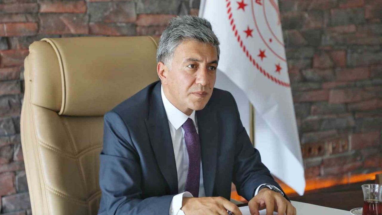 Ağrı'da okulları yeni döneme hazır hâle getirme çalışmaları hız kazanıyor
