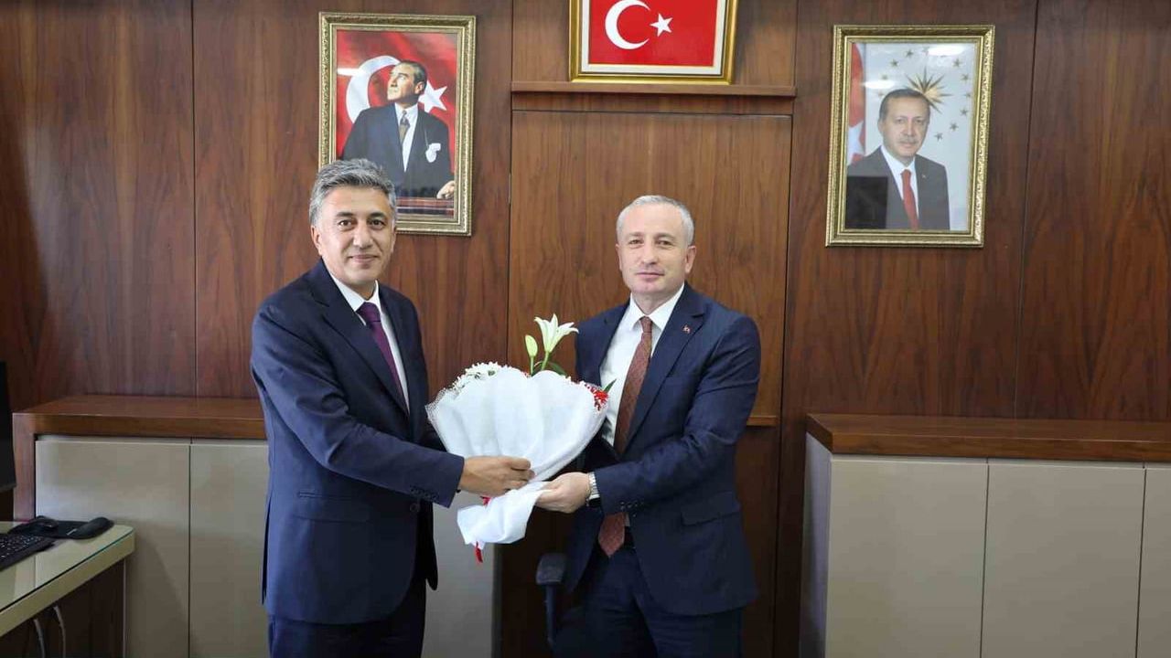 Ağrı il milli eğitim müdürlüğüne atanan Çakan göreve başladı