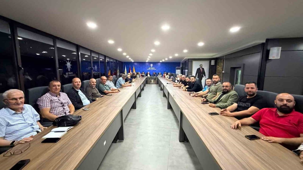 AK Parti Bilecik yönetimi yol haritasını belirledi