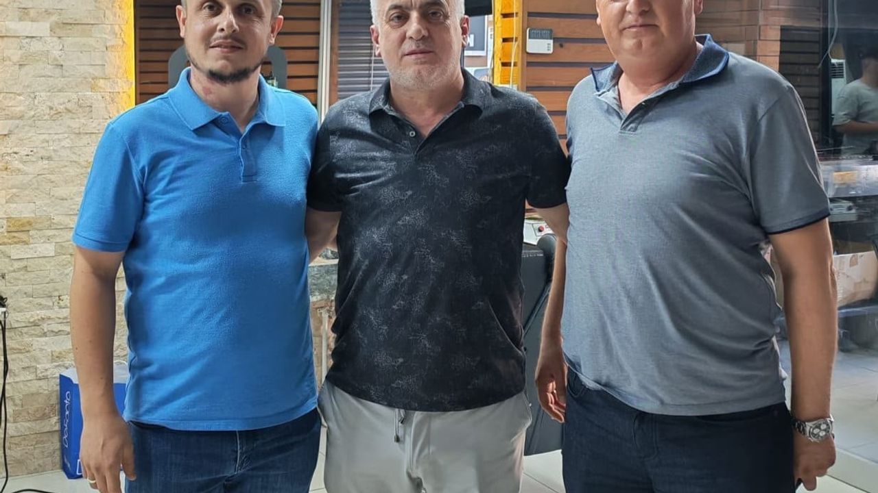 AK Parti Denizli il yönetiminden berber esnafına ziyaret