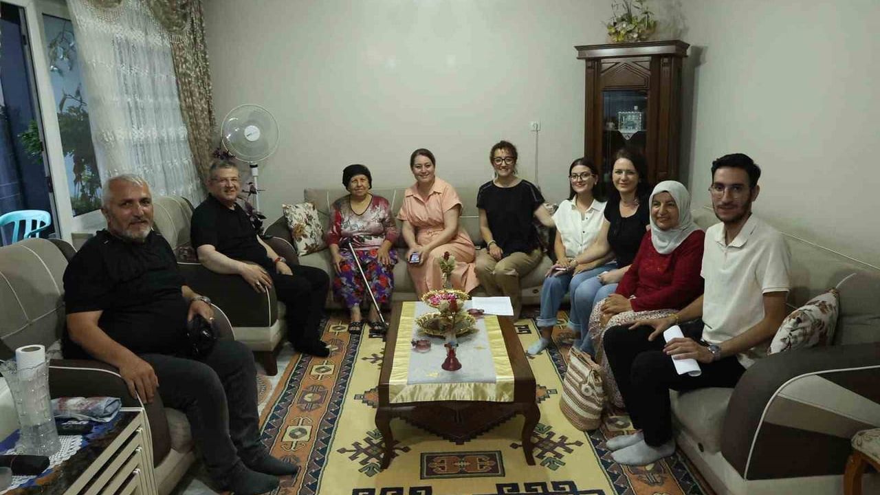 AK Parti il başkanı Subaşıoğlu Muratdede sakinlerini evlerinde ziyaret etti
