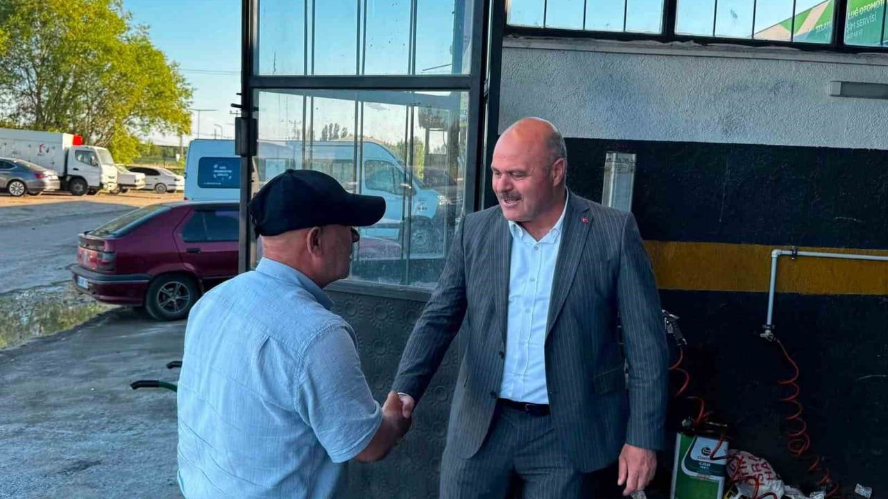 AK Parti teşkilatı Kars sanayi sitesi esnafını ziyaret etti
