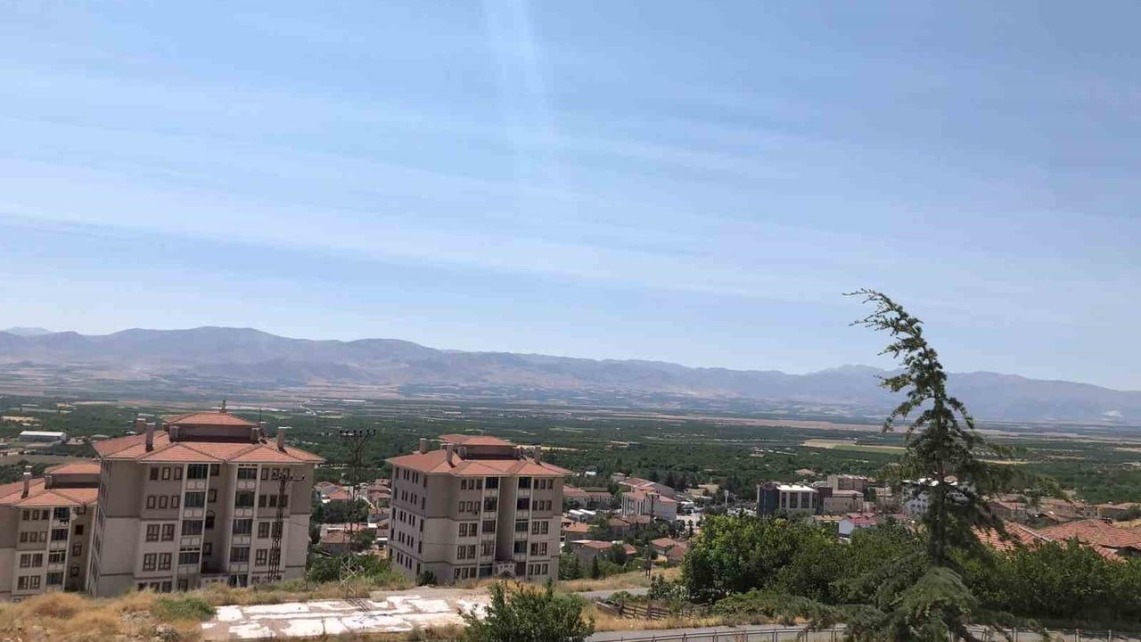 Akçadağ'da sarsıntı: 4.1 büyüklüğünde deprem 11.46 km derinlikte kaydedildi