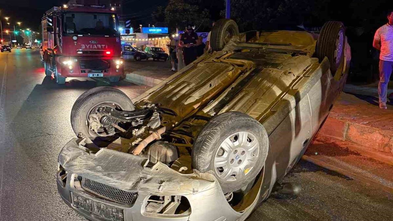 Akşam saatlerinde Çine'de otomobil ters döndü, sürücü yara almadan kurtuldu