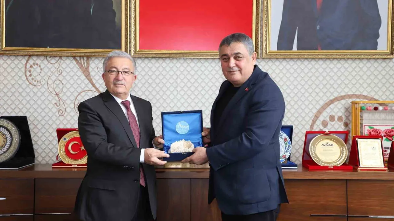 Aksu belediyeleri arasında iş birliği protokolü imzalandı