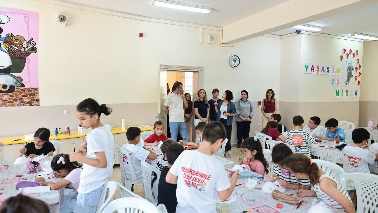 Aktepe sosyal tesislerinde yaz okulu coşkusu ve kadın eğitimleri