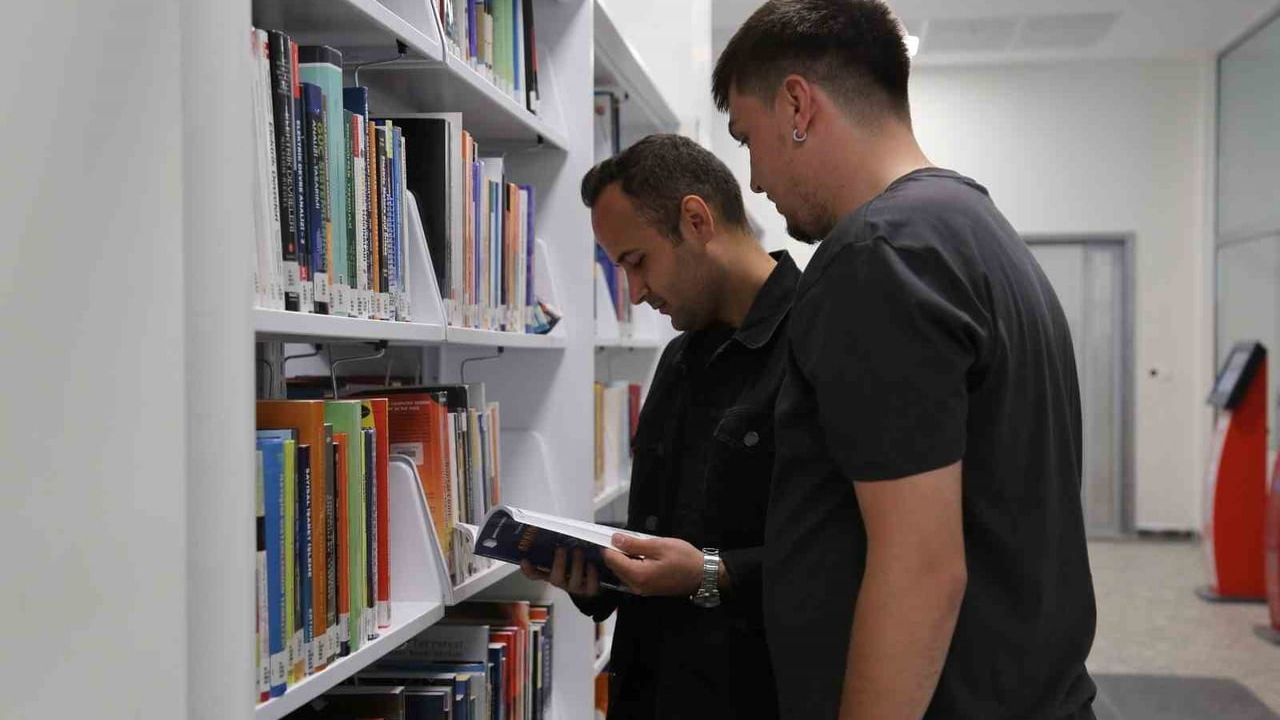 Alanya Alaaddin Keykubat Üniversitesi yeni akademik yıla 2 bin 806 öğrenciyle giriyor