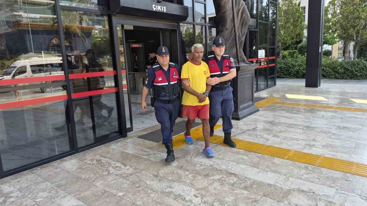 Alanya’da firari hükümlü jandarma denetiminde yakalandı
