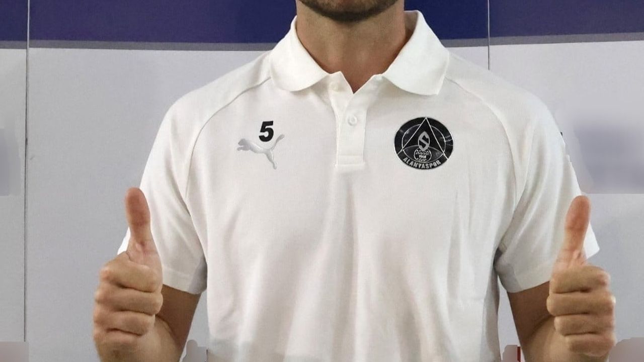 Alanyaspor’da teknik heyet ve futbolcular sağlık kontrolünden geçti
