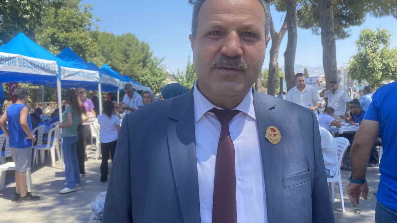 Alaşehir’de şehitler için 2 bin kişilik vefa sofrası