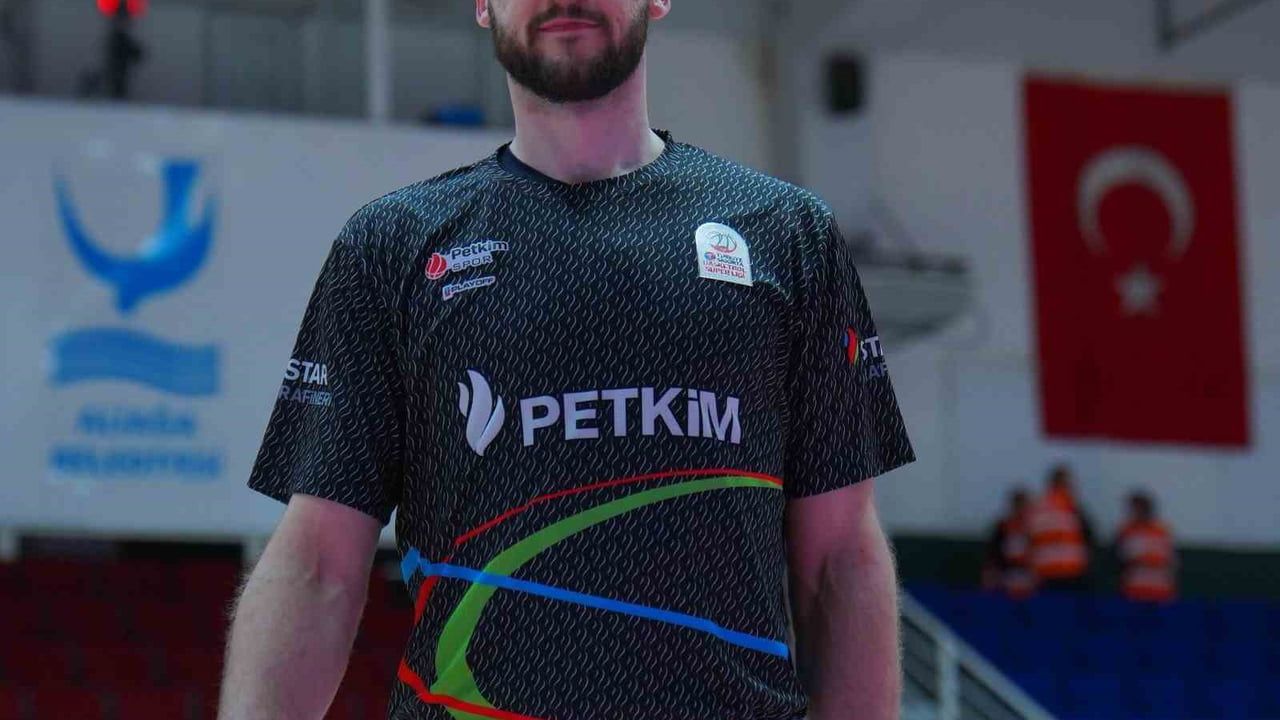 Aliağa Petkimspor’da Martynas Sajus ile yollar ayrıldı