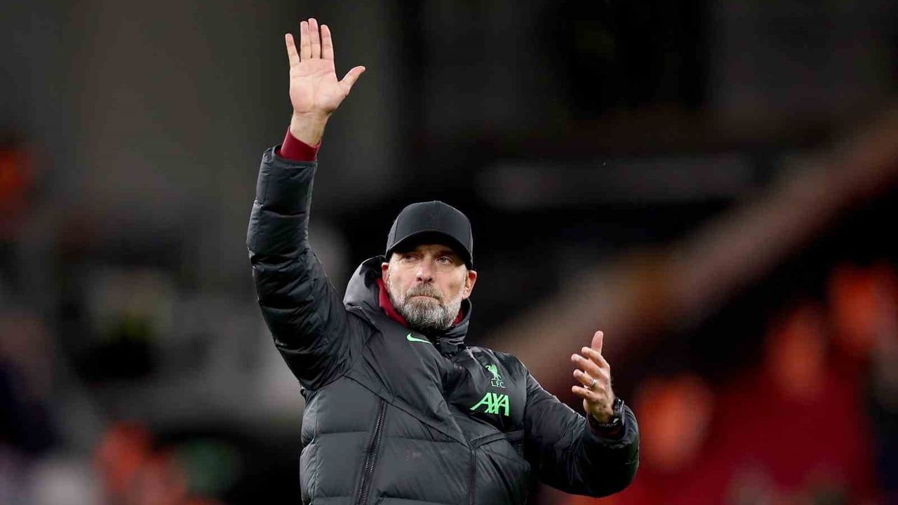 Almanya'nın yeni mimarı Jürgen Klopp göreve başladı