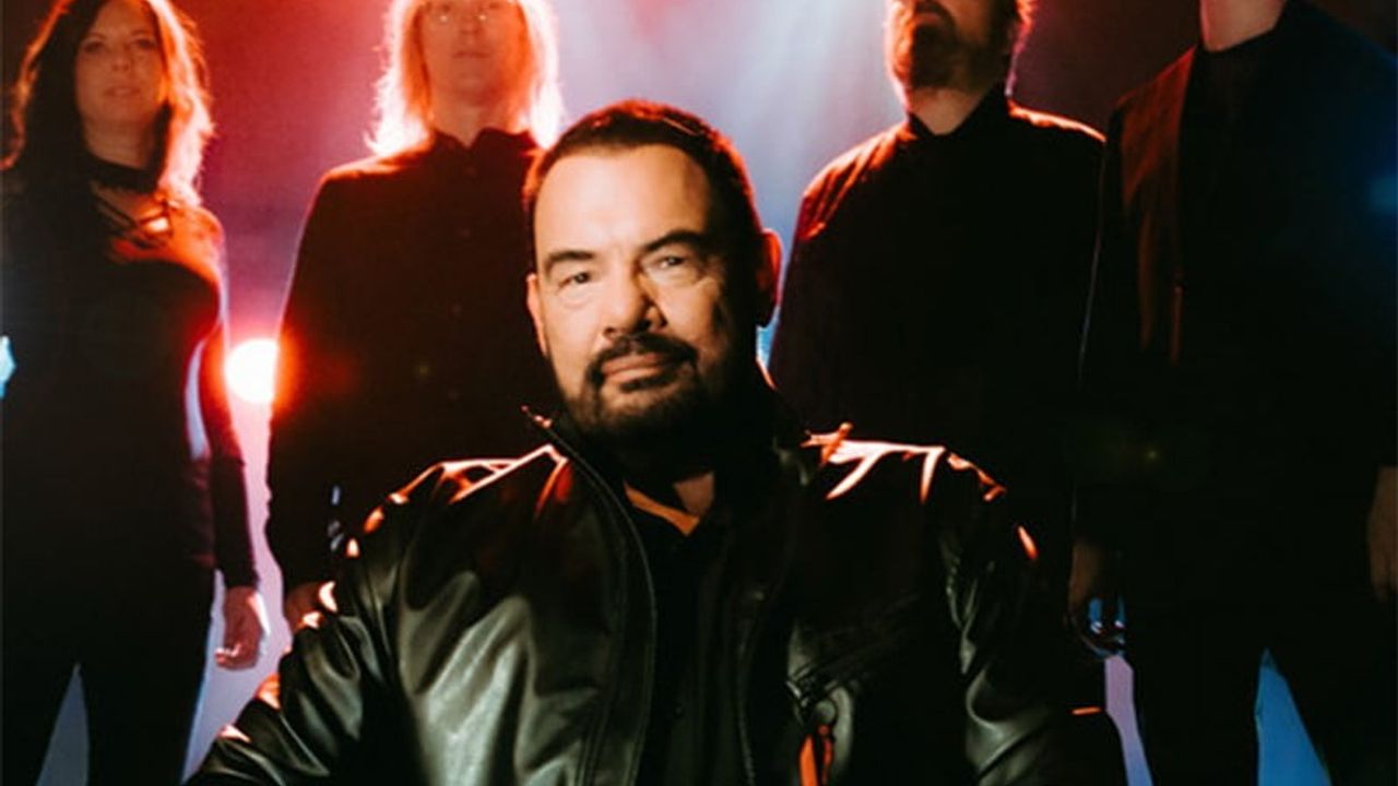 Alphaville İstanbul'a geliyor