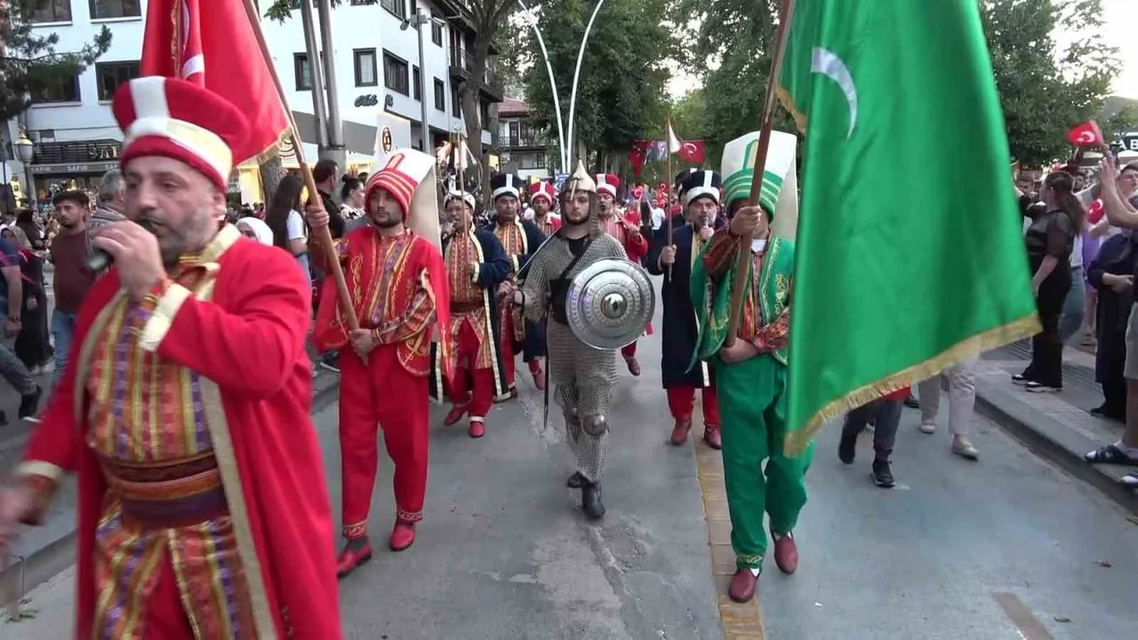 Amasya’da mehterli milli irade yürüyüşü yapıldı