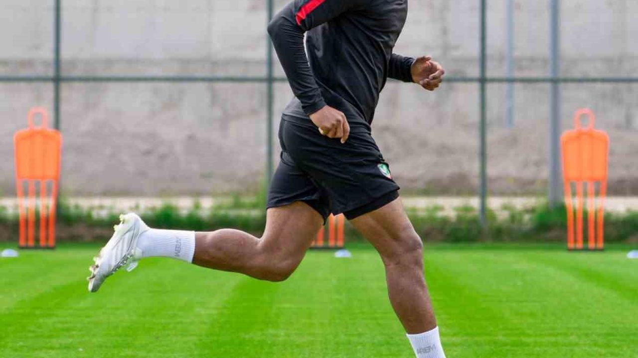 Amed Sportif Faaliyetler yeni sezon hazırlıklarını Erzurum'da sürdürüyor