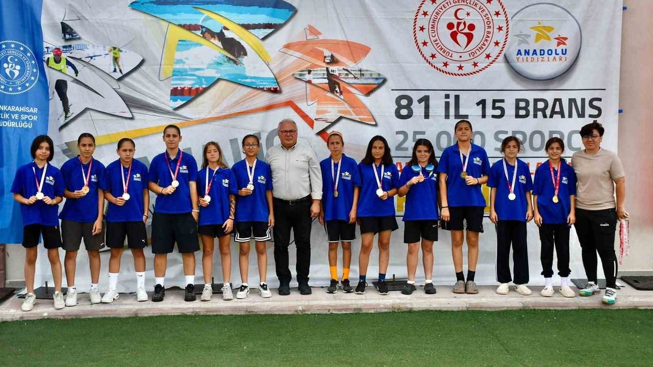 Anadolu Yıldızlar Ligi (ANALİG) yıldızlar futbol grup müsabakaları Afyonkarahisar'da tamamlandı
