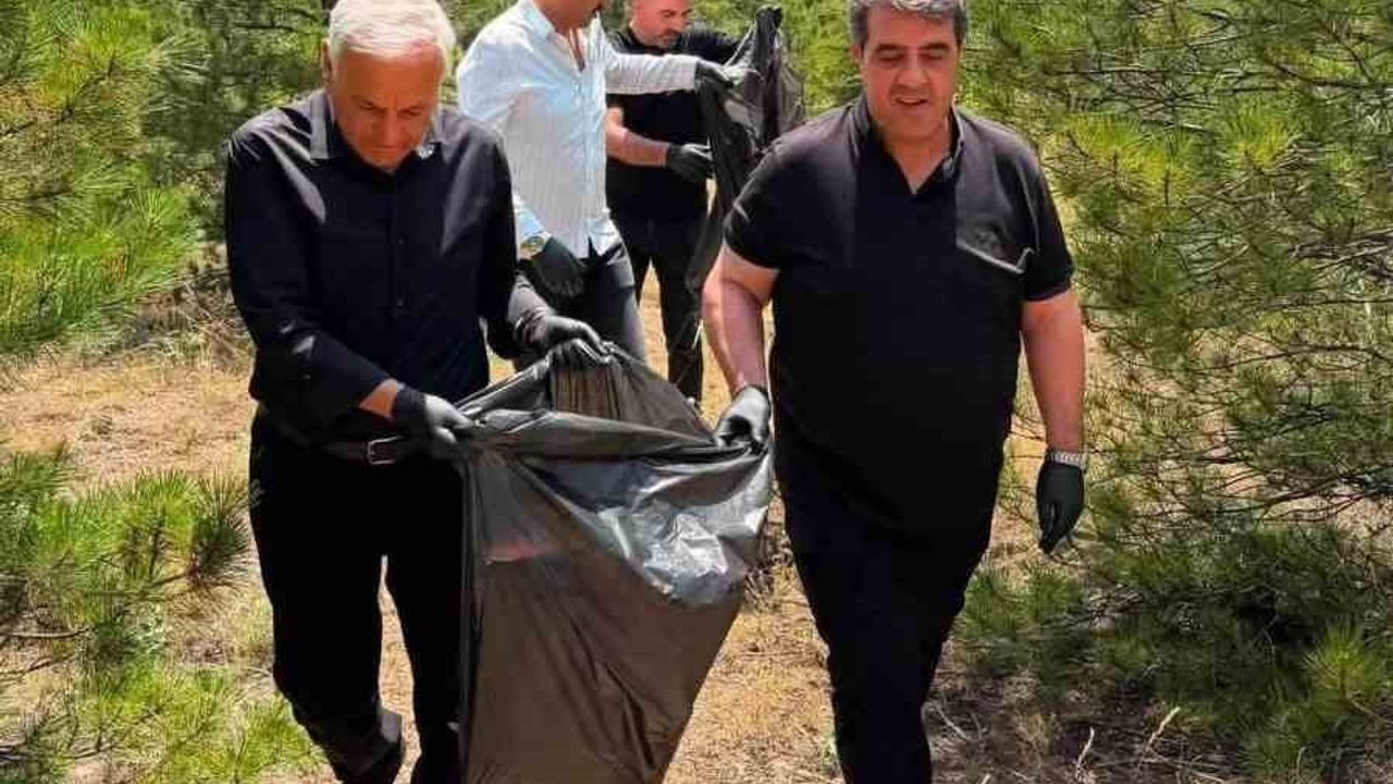 Anahtar Parti Kırşehir teşkilatı orman temizliği seferberliğine katıldı