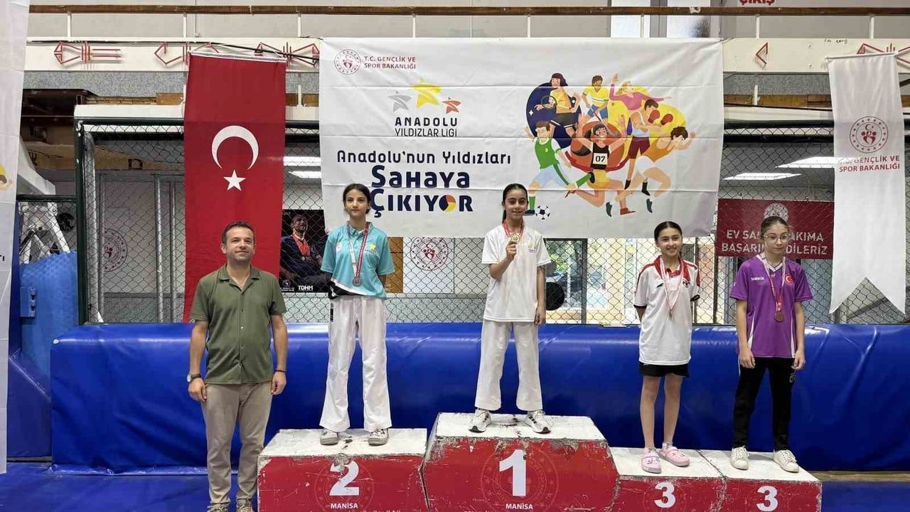 ANALİG karate müsabakaları Manisa etabıyla sona erdi