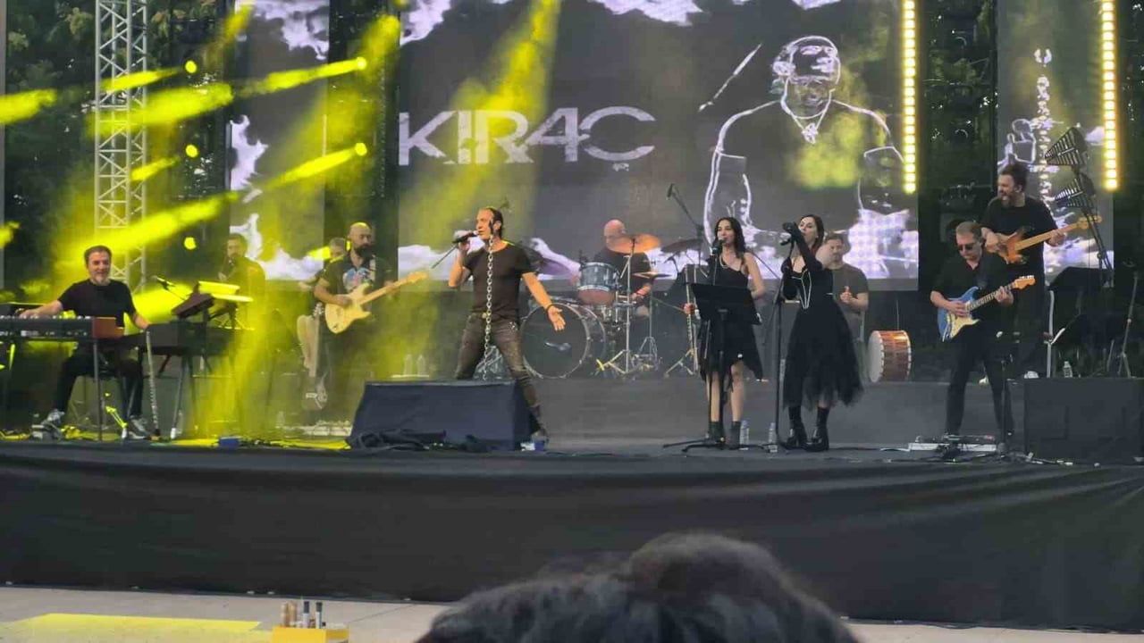 Ankara’da 19 temmuz dünya Fenerbahçeliler günü Kıraç konseriyle kutlandı