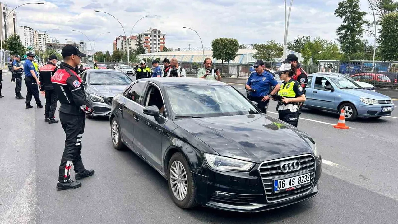 Ankara’da NATO zirvesi öncesi kapsamlı asayiş ve trafik denetimi