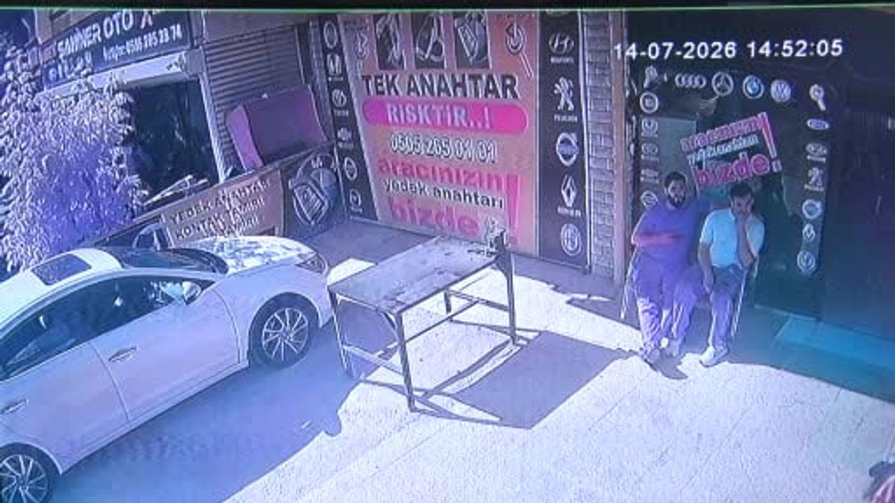 Ankara'da park uyarısı sonrası esnaf ve arkadaşı darbedildi