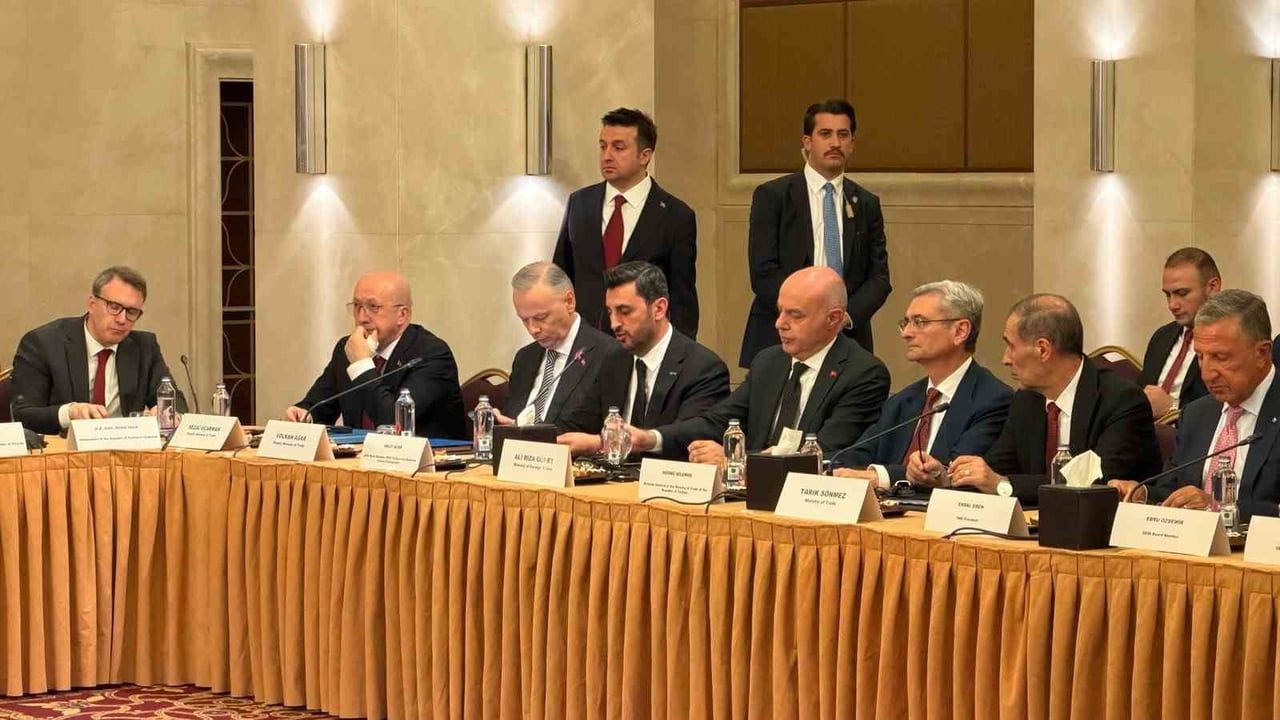 Ankara'da Türkiye ile Irak ekonomik iş birliğinin öncelikleri masaya yatırıldı