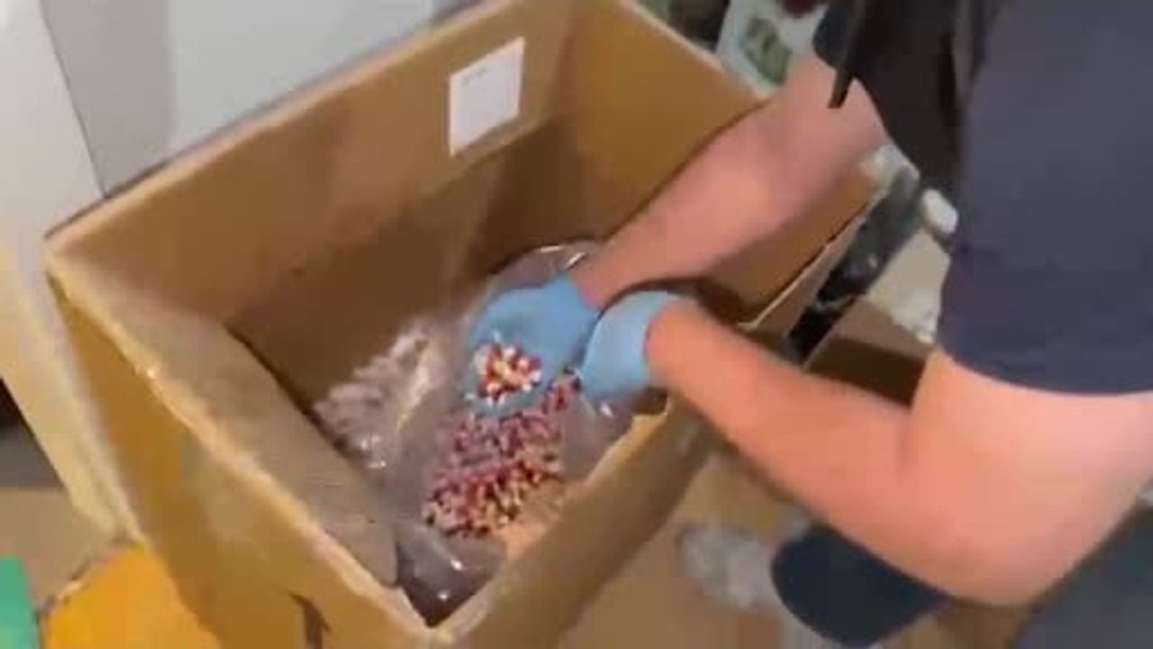 Ankara'da uyuşturucu hap üretim tesisine baskın: 4 gözaltı