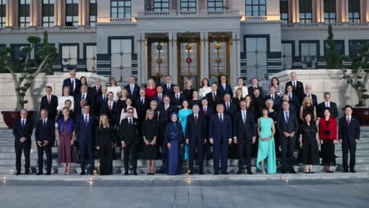 Ankara NATO Liderler Zirvesi’nden aile fotoğrafı