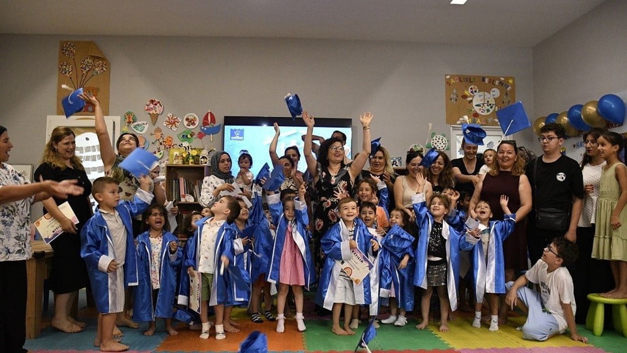 Anne Baba Çocuk Merkezi'nde 36'ncı dönem mezuniyet töreni