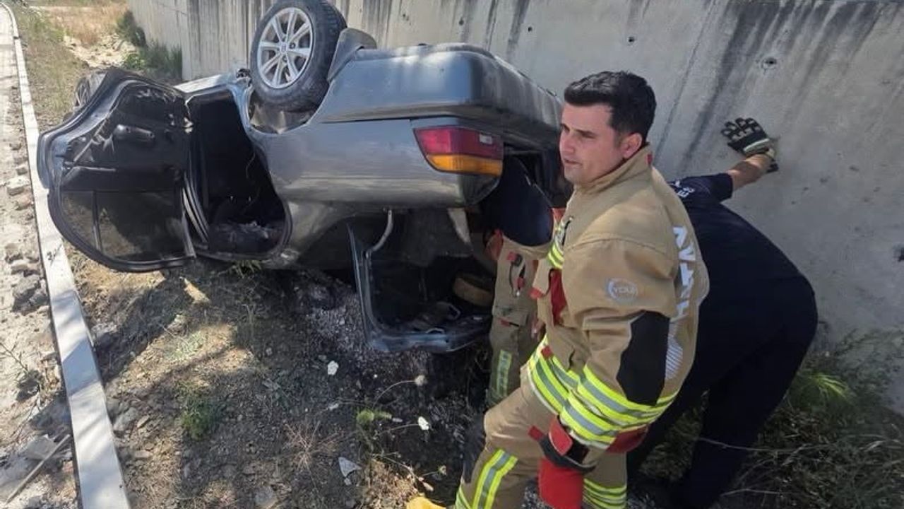 Antakya'da takla atan aracın sürücüsü yaralandı