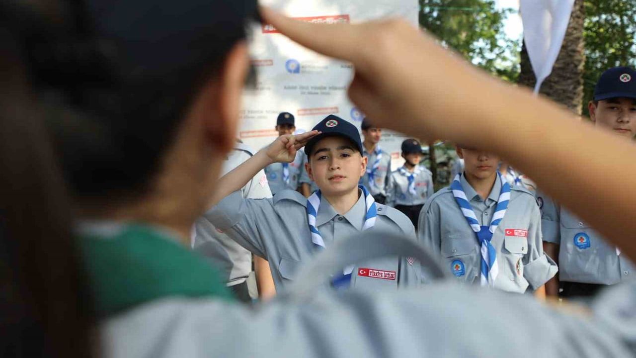 Antalya Büyükşehir'in 8. dönem izcilik eğitimleri için başvurular başladı