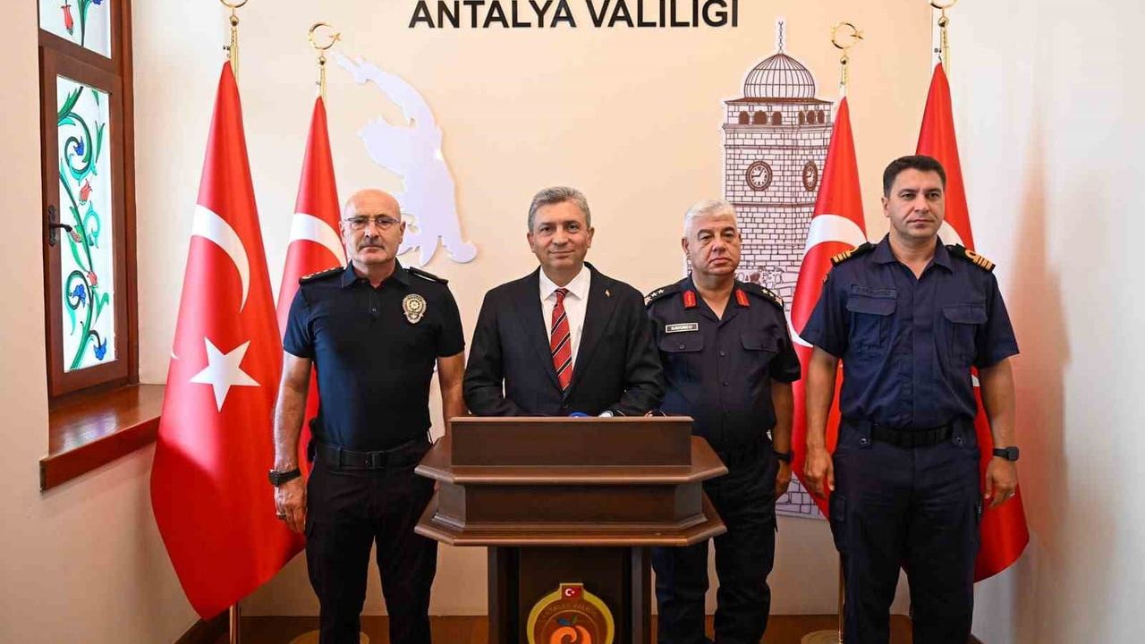 Antalya'da haziranda 475 bin 54 sürücü denetlendi