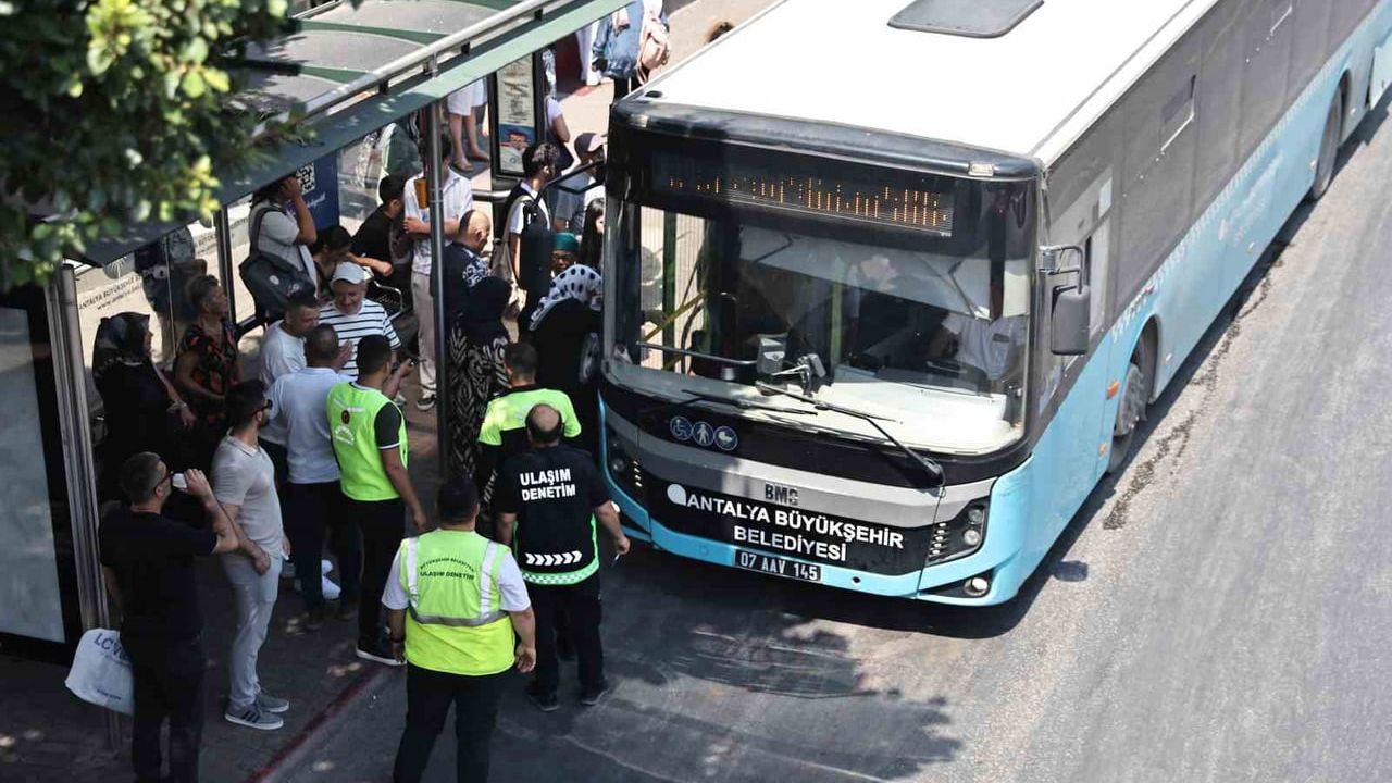 Antalya'da toplu taşıma araçlarında klima denetimleri sürüyor