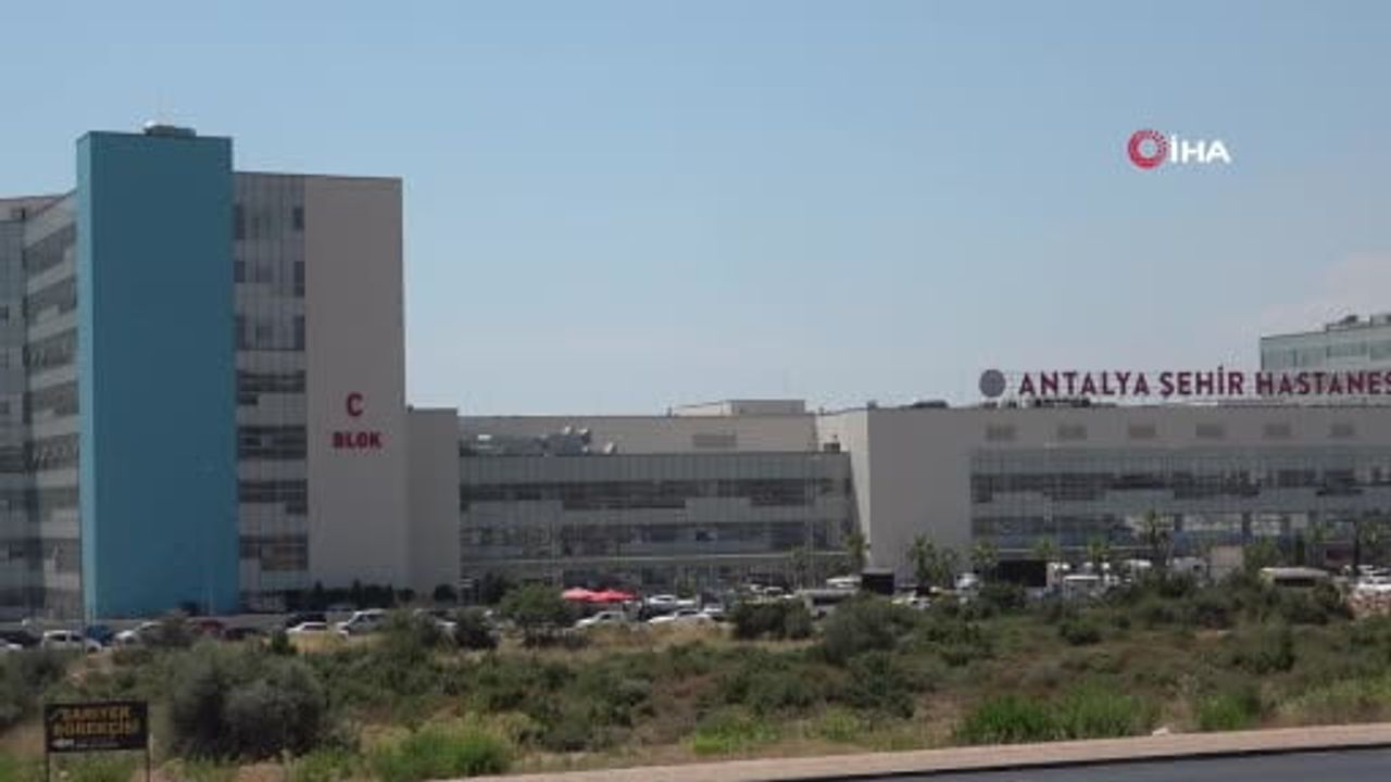 Antalya'da üzerine araç sürülen kişi hayatını kaybetti, organları 5 hastaya umut oldu