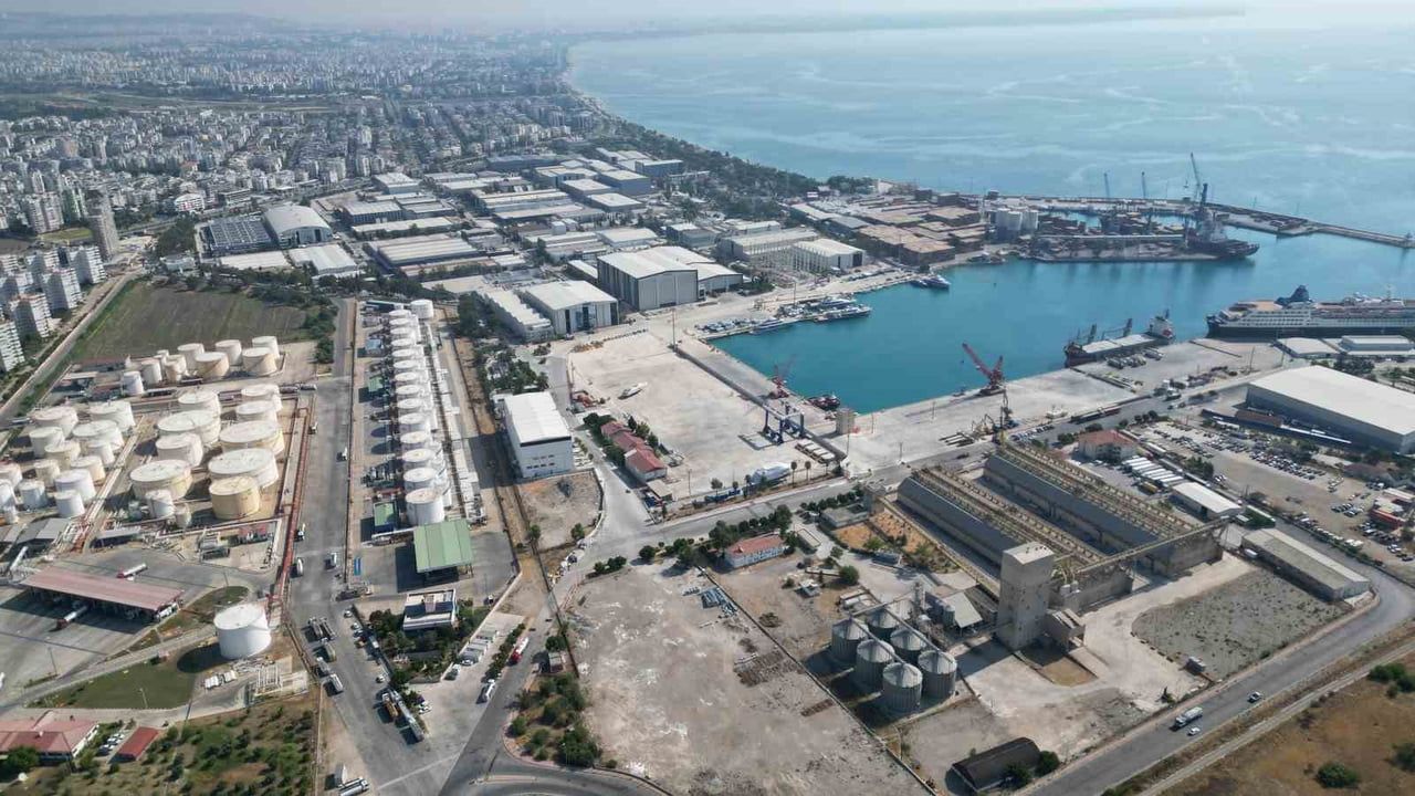 Antalya Serbest Bölgesi ihracatta yüzde 188'le net döviz kazandırıyor