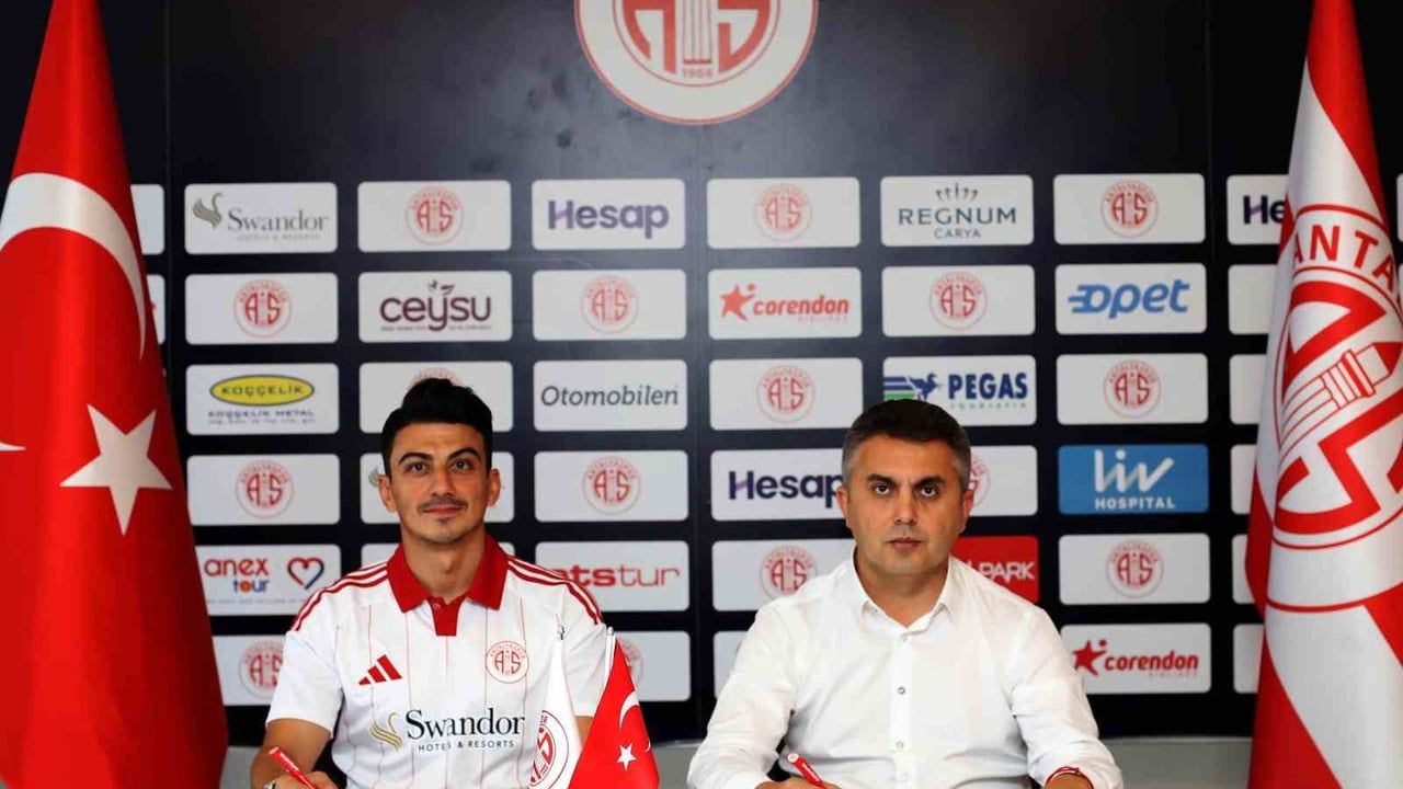 Antalyaspor’da Soner Dikmen ve Erdoğan Yeşilyurt 2 yıllık sözleşme imzaladı