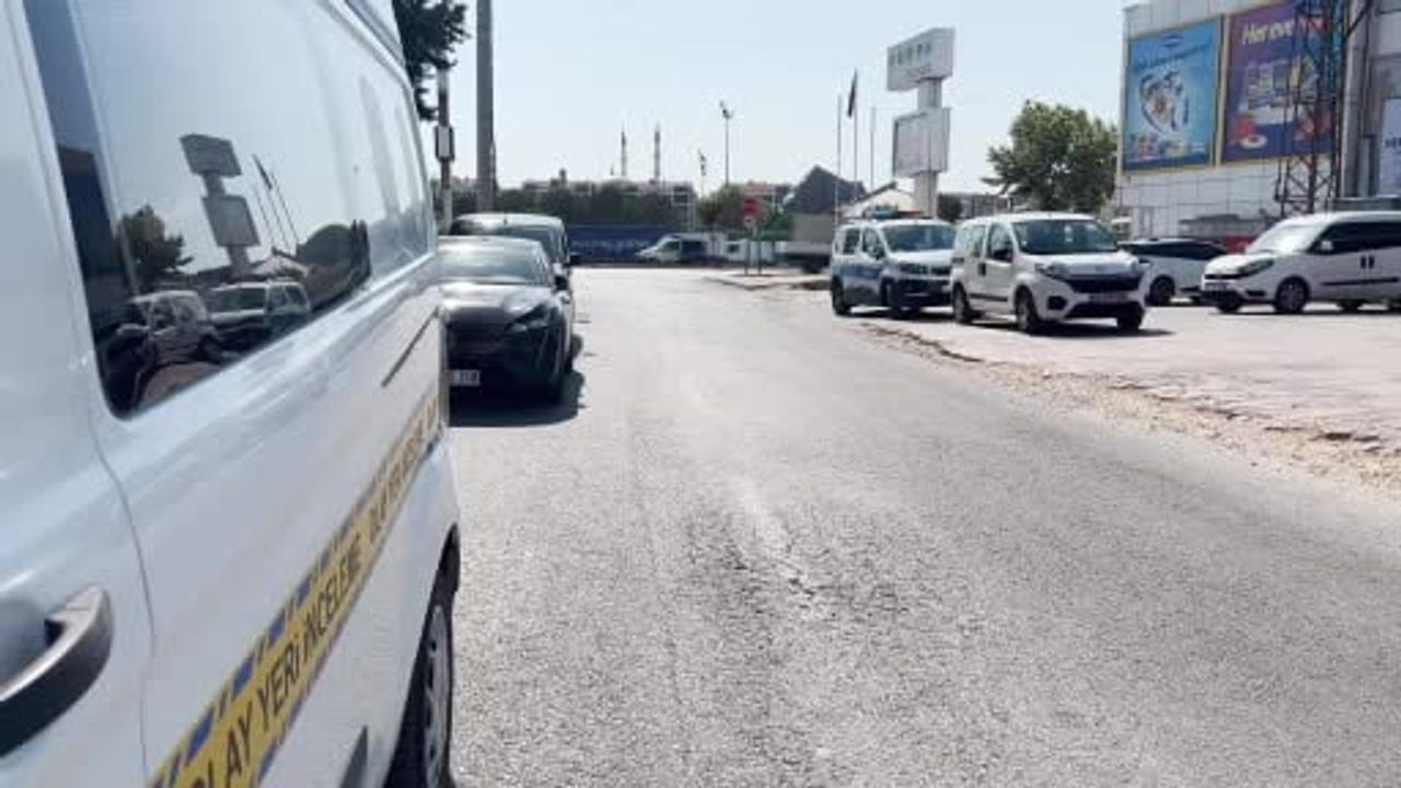 Aquaparkta görevli genç 10 metrelik kaydıraktan düşerek ağır yaralandı