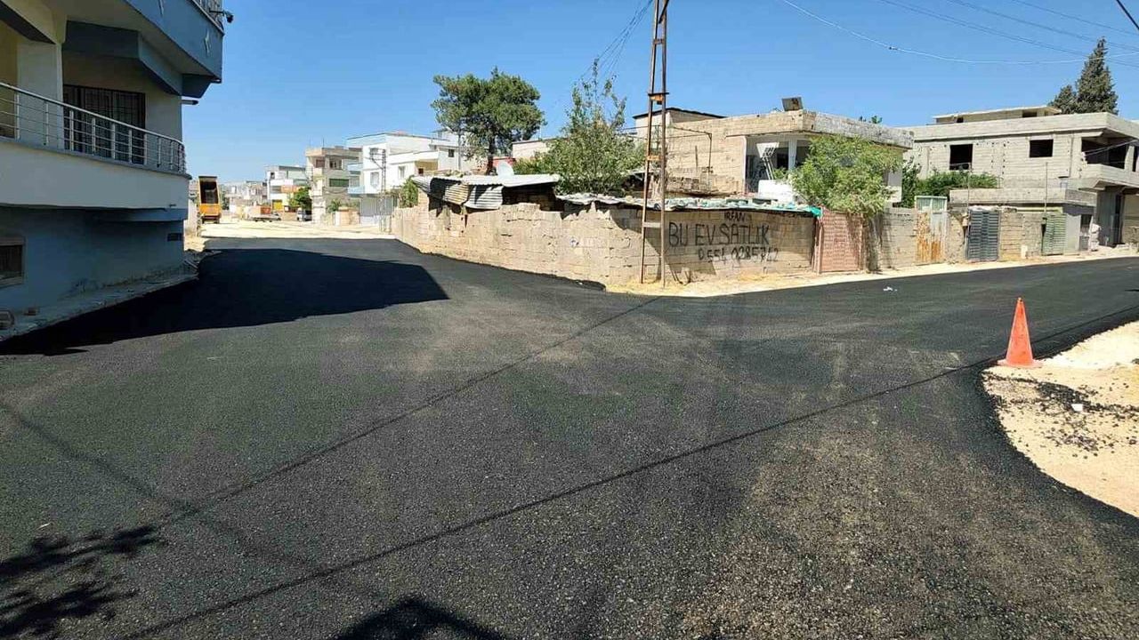 Araban'da ulaşım konforu için üç mahallede yollar yenilendi