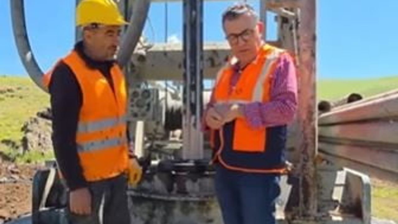Ardahan belediyesi su sorununa sondaj müjdesi