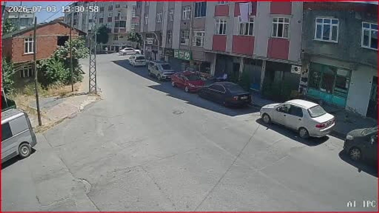 Arnavutköy’de kuaförde 3 bin 400 liralık hizmet alan kadın ücret ödemeden kaçtı
