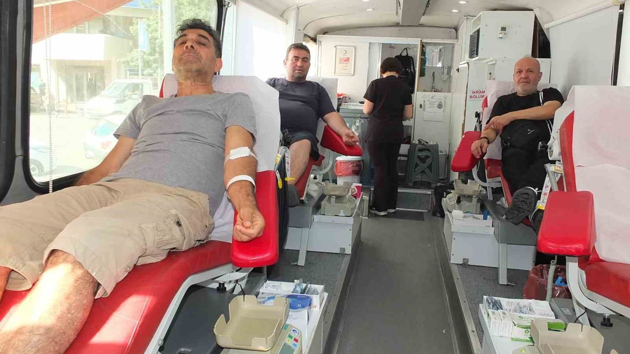 Aşırı sıcaklar kan bağışını olumsuz etkiledi