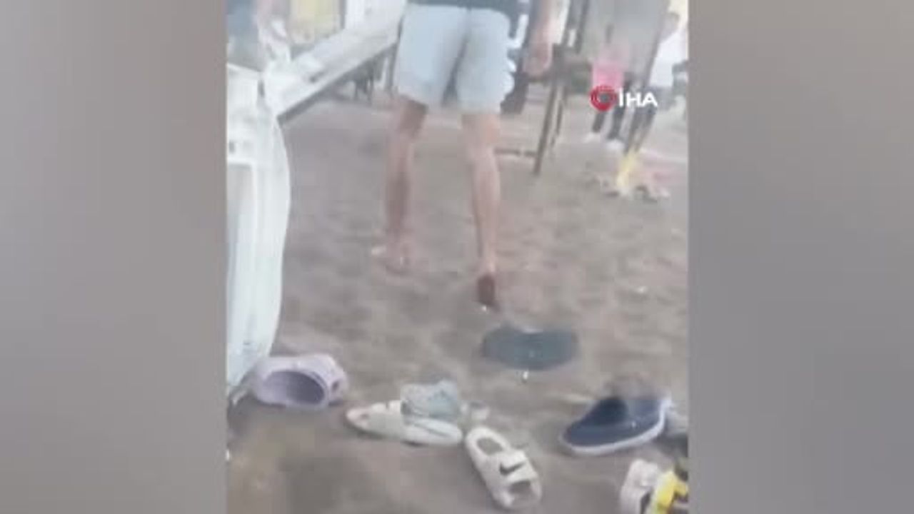 Atakent sahilinde kumlu tartışma: iki gözaltı